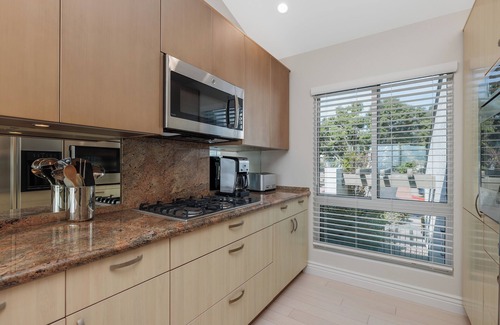 Del Mar Heights House | Sea Flower - Remodeled Beauty with Ocean Views - Monthly Rentals