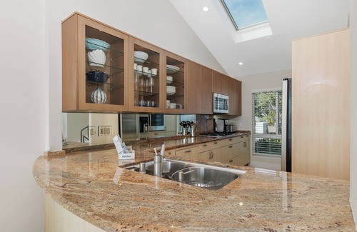 Del Mar Heights House | Sea Flower - Remodeled Beauty with Ocean Views - Monthly Rentals