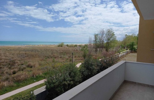 Marina di Vasto Apartment | Sea front apartment, fine sandy beach, trabocchi coast