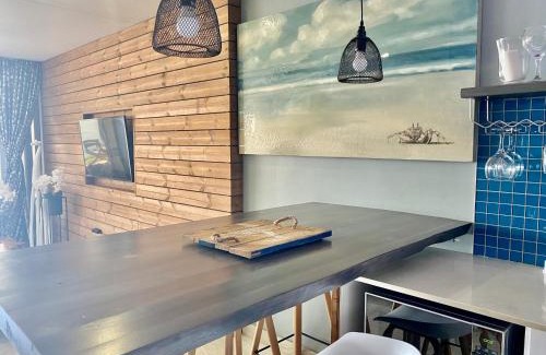 Shaka's Rock Apartment | Sea front designer apartment