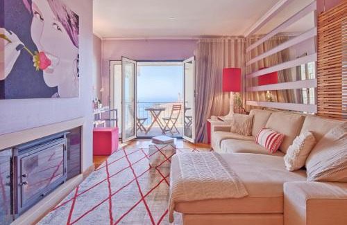 Parede Apartment | Sea Front Family Apartment