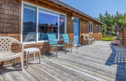 Manzanita House | Sea Gem (MCA 395)