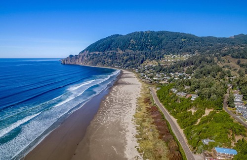 Manzanita House | Sea Gem (MCA 395)