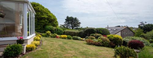 East Prawle House | ‘Sea Glimpse’ in the coastal Devon village of East Prawle