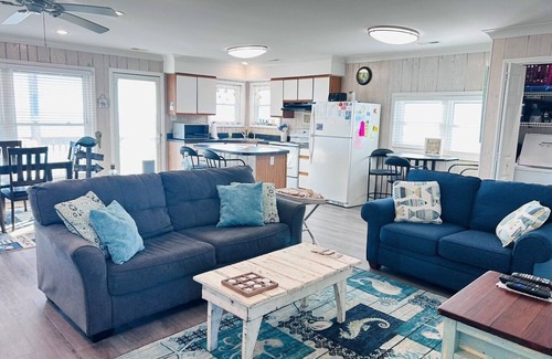 Holden Beach House | Sea It All - Beautiful Oceanfront Beach Cottage! Panoramic Views!