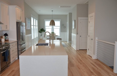 Wilmington Beach House | Sea La Vie into the fall