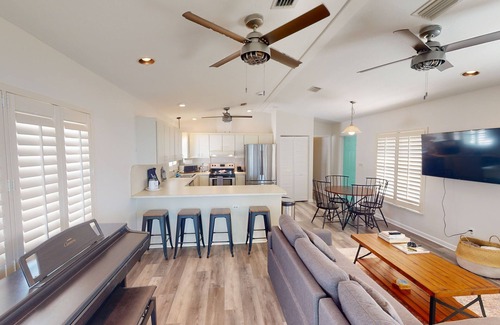 Cutthroat Harbor Estates House | Sea La Vie: Your Oceanfront Escape in Cudjoe Key, Florida 3BD/3BA