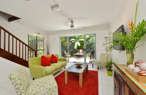 Port Douglas Villa | Sea La Villa Port Douglas