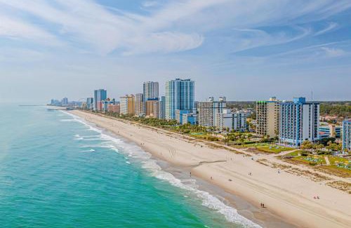 Myrtle Beach House | Sea Level - Across from Ocean Dog Friendly Garage