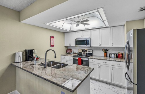 Boca Grande Condo | Sea Oats 123 - Pool, Tennis - Elevators - Gulf View - Sleeps 4