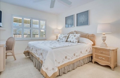 Downtown Boca Grande Historic District Condo | Sea Oats 336 by RedAwning