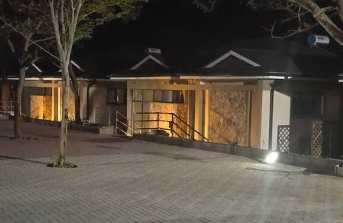 Victoria Falls Apartment | Sea Of Dreams On the Falls 3