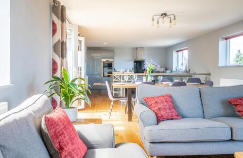 Brancaster House | Sea Peeks