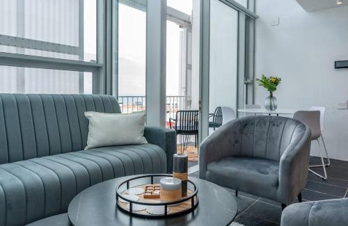 Sea Point Apartment | Sea Point Sunset Views Stylish Escape