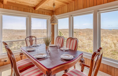 Manzanita Cabin | Sea Princess (MCA 1227)