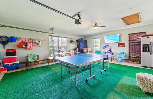 Navarre House | Sea Queen - 4Br 3Ba Pool 5miles to Beach