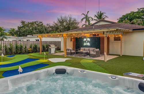 River Oaks House | Sea-renity Villa: golf, games, spa, beach, 3 miles from FLL airport
