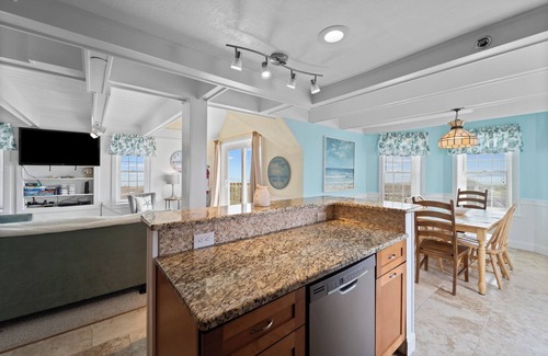 Duck Condo | Sea Seeker 2 Bedroom Semi-Oceanfront Condo at Barrier Island Station