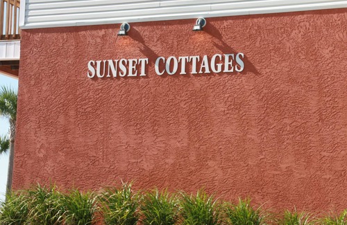 Fort Walton Beach Condo | Sea Shell at Sunset Cottages on Okaloosa Island - Fall & Winter Nights Available