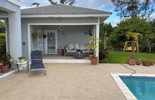 Gambier Apartment | Sea Shells, your island home away from home is a studio/efficiency off West Bay.