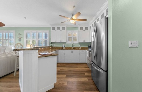 Indian Rocks Beach Apartment | Sea Side #102 Gulf-Front 3BR Condo on Indian Rocks Beach – Stunning Views & Heated Pool