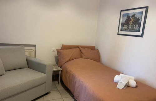 Poros House | Sea-side 3 BEDROOM- BEACH HOUSE