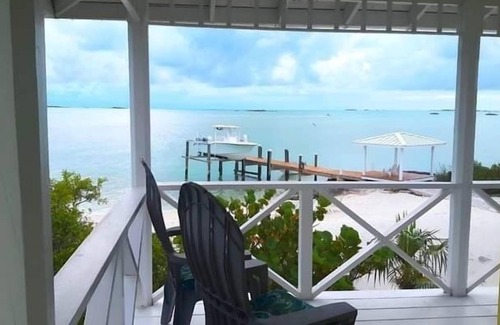 Staniel Cay Villa | Sea Smile Beachfront Paradise