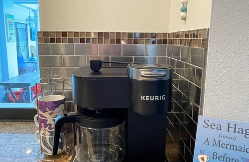 Apollo Beach House | Sea-sons Greetings!