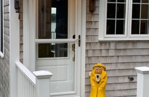 Hancock House | Sea Spray - Modern Oceanfront Cottage with Views of Cadillac Mountain & Acadia