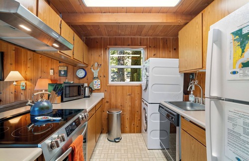 Manzanita House | Sea Squirrel-MCA#1228-Perfect romantic beach retreat nestled in the trees.