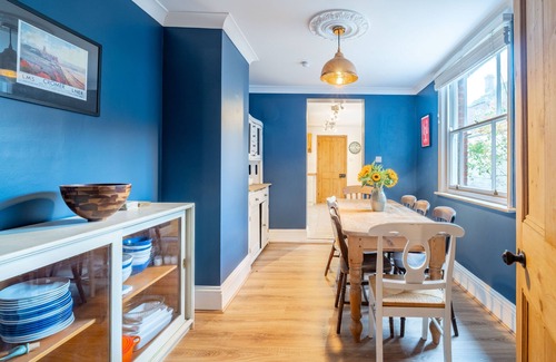 Overstrand Cottage | Sea Thrift House is a beautiful Victorian three storey house, overlooking the cricket ground and tuc