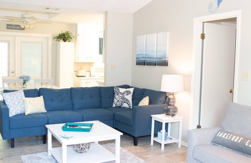Navarre House | Sea Turtle House Minutes from the beach