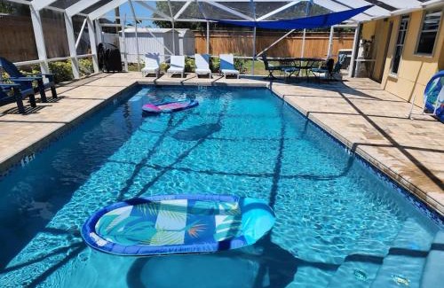 South Venice House | Sea Turtle Sunshine