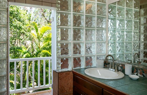 Skytop Villa | Sea Turtle Villa: Stunning Views! Newly Refurnished!