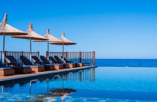 Kabak Valley Hotel | Sea Valley Lodge
