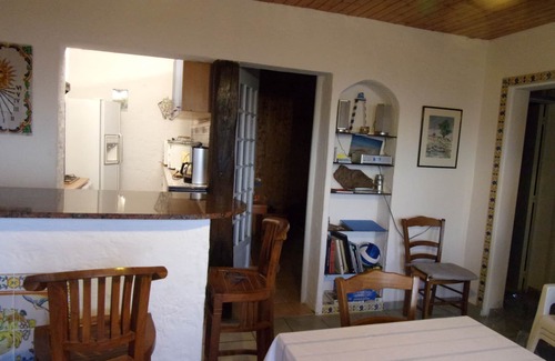 Saint-Palais-sur-Mer Apartment | sea ​view apartment, private walled garden, 1000 m from the beach of the Grande Côte