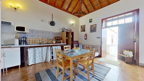 Valle de Guerra Apartment | Sea view apartment in San Cristóbal de La Laguna - 70 sqm