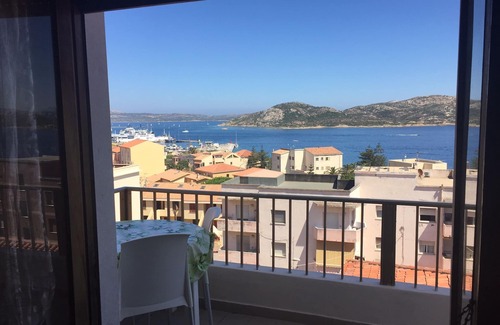La Maddalena House | Sea view apartment