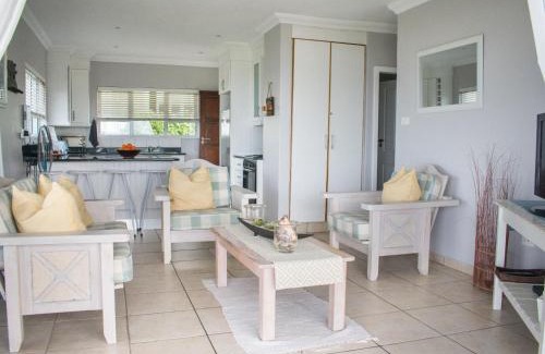 Melville Apartment | Sea View Apartment # 3 Mtwalume, Banana Beach
