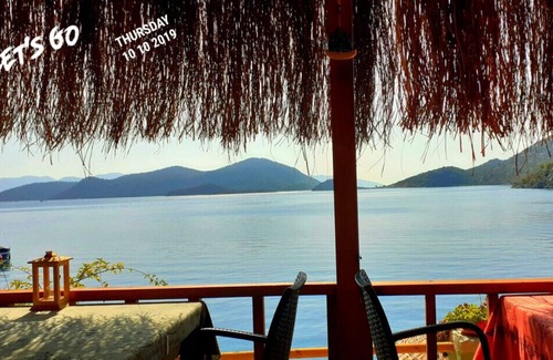 Bozburun Ski Chalet | Sea View Bungalow w Pier and Terrace in Bozburun