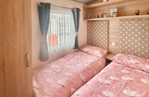 Towyn House | Sea View Caravan