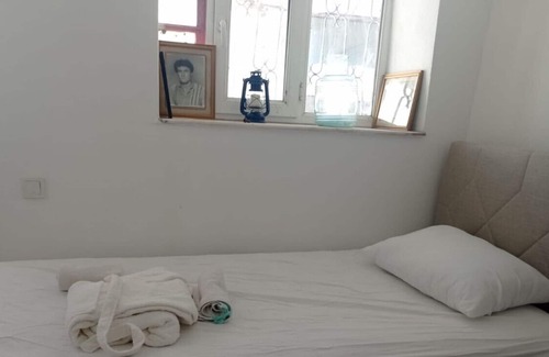 Ayvalik City Center Villa | Sea View Comfy House 5 min to Ayvalik Beach