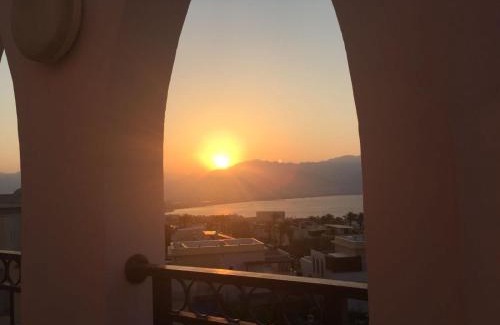 Eilat Apartment | Sea View Coral Suite