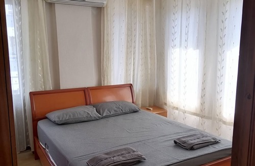 Marmaris City Center Apartment | Sea view flat in Marmaris center,1 minute to beach for family