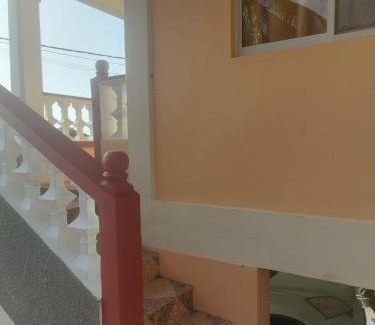 Giraudel Apartment | Sea View Guest Accommodation