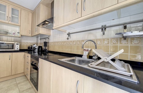 Lentiscar Ski Chalet | Sea view house with jacuzzi, Wi-Fi and Parking