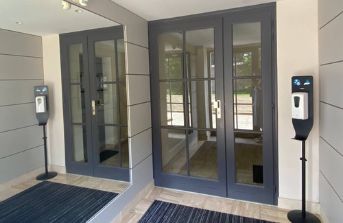 Saint-Igneuc Apartment | Sea View Living The Dream ~ Dinard