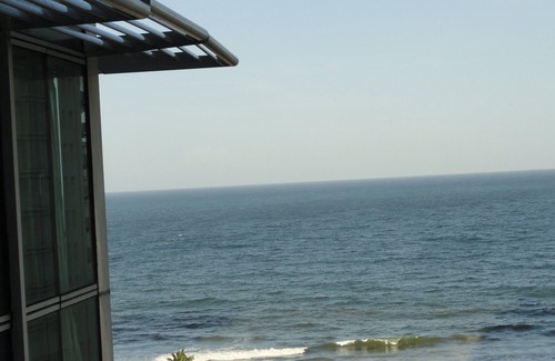 Kollupitiya Apartment | Sea View Monarch Apt within 5* Cinnamon Grand Hotel Complex, Colombo City