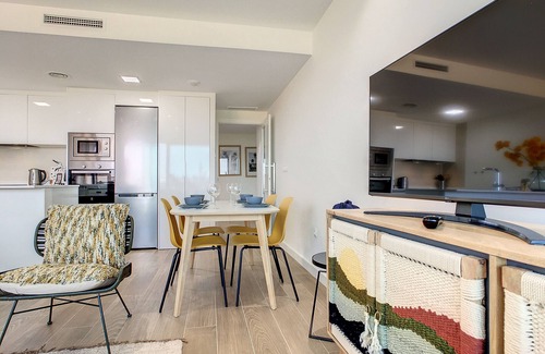 Diputacion de Rincon de San Gines Apartment | Sea view, pool, gym, wifi