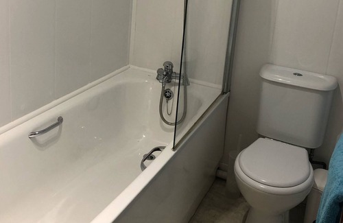 Castle House | Sea View stays overlooking Swansea Bay